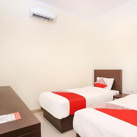 Collection O Yogyakarta Near Jalan Malioboro Formerly Alena Residence Джокьякарта Экстерьер фото