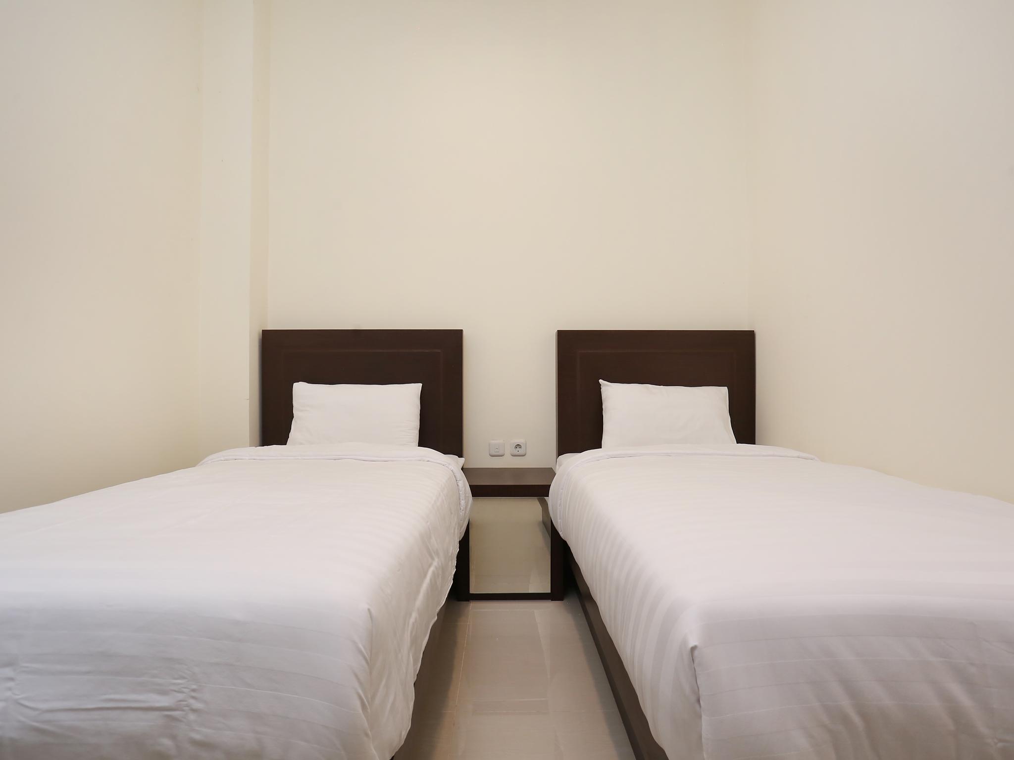 Collection O Yogyakarta Near Jalan Malioboro Formerly Alena Residence Джокьякарта Экстерьер фото